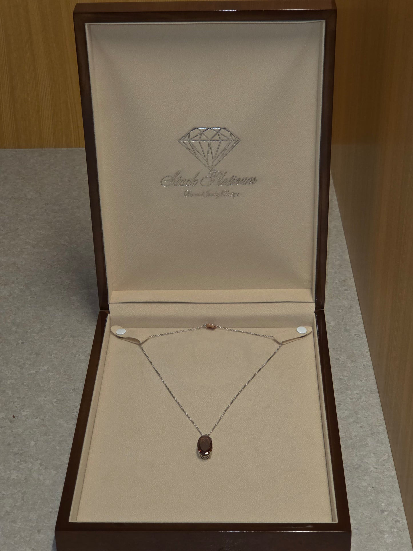 World's Largest Vivid Red Diamond, 15ct VS1 Platinum Pendant Necklace